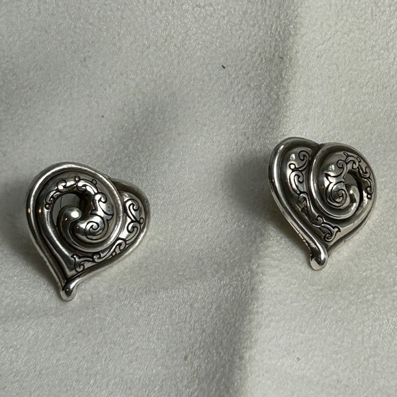 Brighton Penelope Heart Earrings Studs Swirl Silver Plated About 1" - Picture 5 of 7